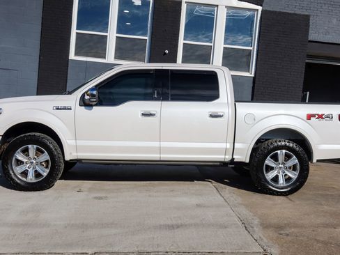 Used 2018 Ford F150 Platinum w/ Equipment Group 701A Luxury image 5