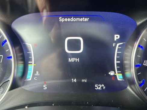 New 2026 Chrysler Pacifica Select AWD/4WD image 31