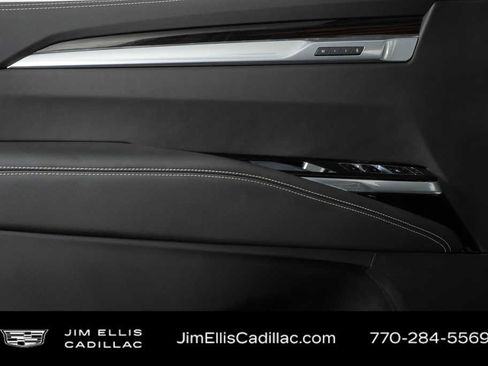 Used 2025 Cadillac Escalade ESV Premium Luxury w/ LPO, Floor Liner Package image 6