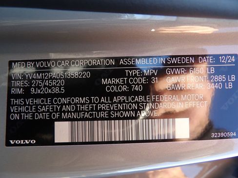 Certified 2025 Volvo XC90 B5 Core image 35