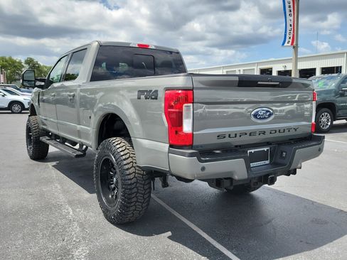 Used 2019 Ford F250 Lariat w/ Lariat Ultimate Package AWD/4WD image 7