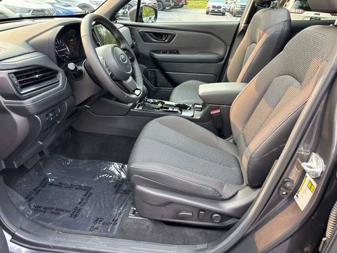 Used 2026 Subaru Forester Premium AWD/4WD image 11