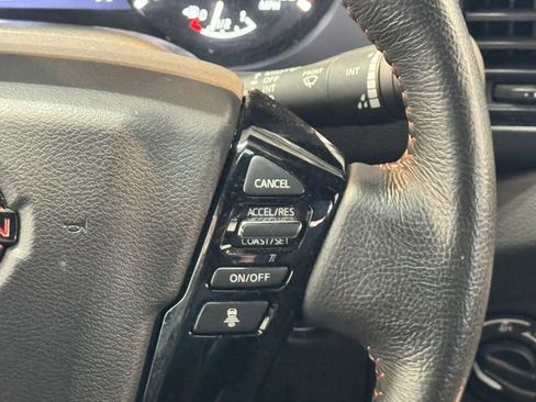 Used 2023 Nissan Frontier PRO-4X w/ Technology Package image 38