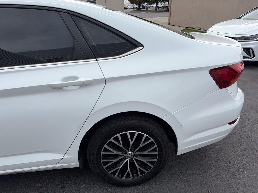 Used 2019 Volkswagen Jetta SEL FWD image 4