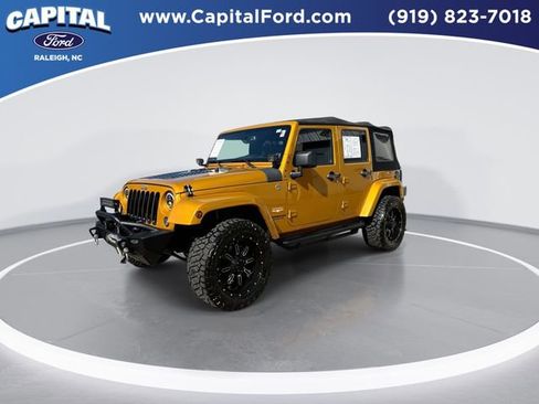 Used 2014 Jeep Wrangler Unlimited Sahara w/ Max Tow Package image 4