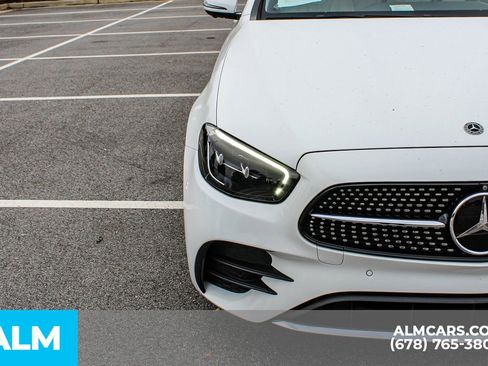 Used 2021 Mercedes-Benz E 350 4MATIC Sedan image 12