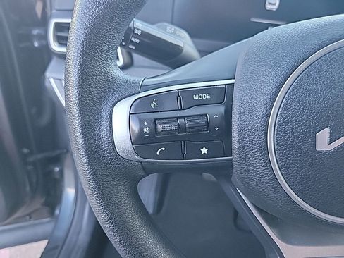 Used 2023 Kia Sportage LX FWD image 22