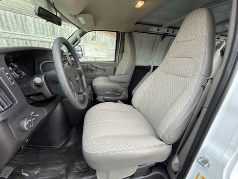 New 2026 Chevrolet Express 2500 Extended w/ Driver Convenience Package RWD image 19