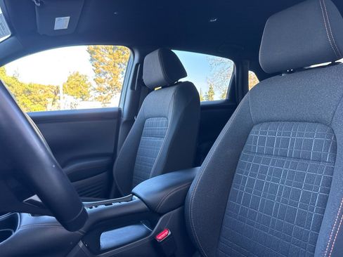 Used 2025 Honda HR-V Sport image 22