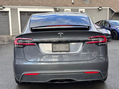 Used 2023 Tesla Model X image 7