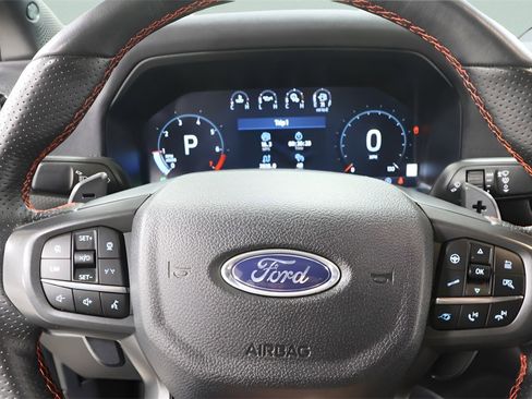 Used 2025 Ford Ranger Raptor image 13