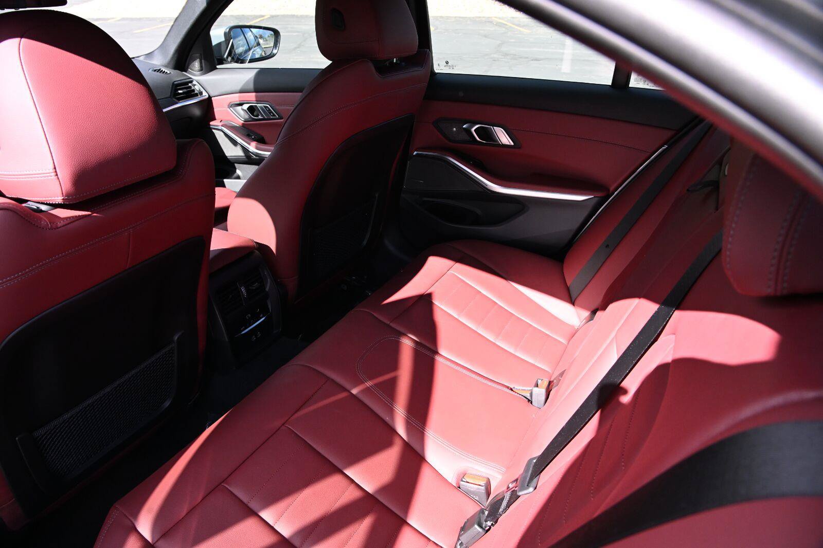 Used 2023 BMW 330i xDrive Sedan w/ Premium Package AWD/4WD image 17