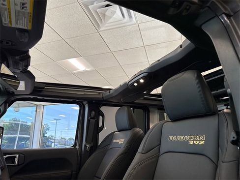 New 2025 Jeep Wrangler Unlimited Rubicon 392 image 4