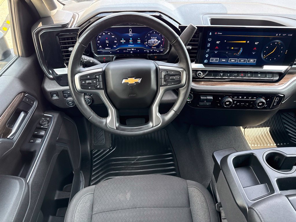 Used 2025 Chevrolet Silverado 2500 LT w/ Convenience Package AWD/4WD image 22