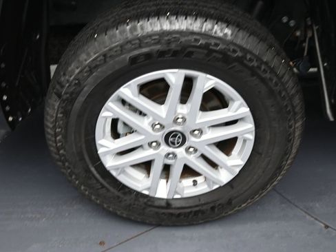 Used 2024 Toyota Tundra SR5 image 27