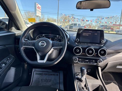 Used 2021 Nissan Sentra SV FWD image 13