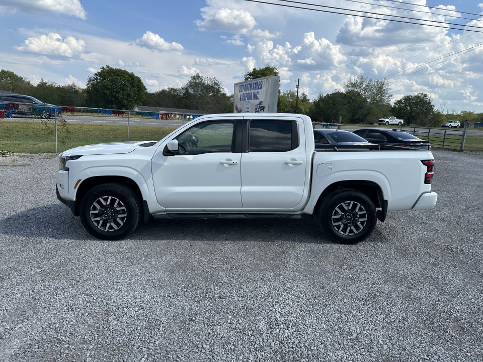 Used 2024 Nissan Frontier SL AWD/4WD image 8
