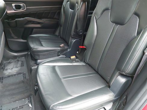 Certified 2021 Kia Sorento SX image 15