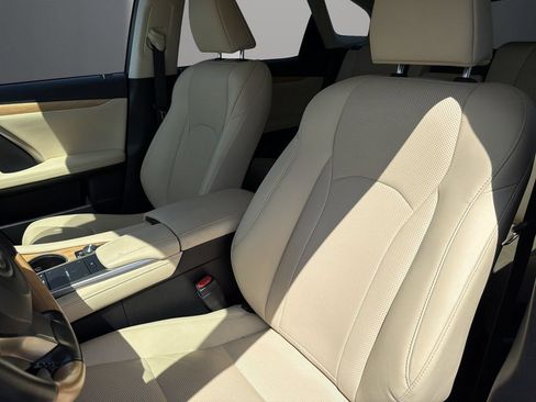 Used 2022 Lexus RX 350L FWD w/ Premium Package image 14