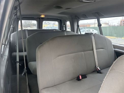 Used 2011 Ford E-350 and Econoline 350 XL w/ Interior Upgrade Pkg image 20
