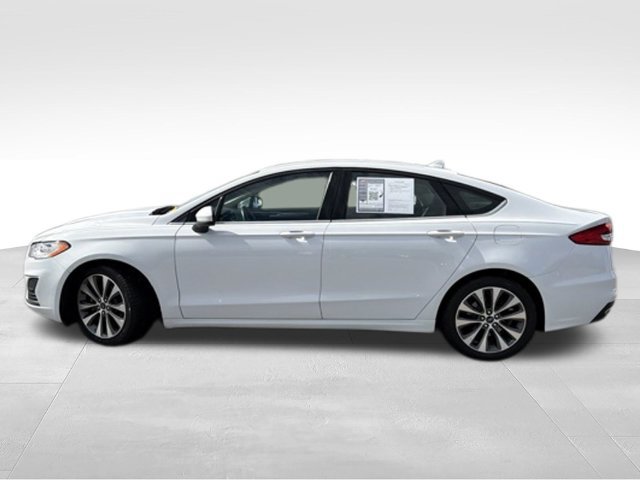 Used 2020 Ford Fusion SE AWD/4WD image 2