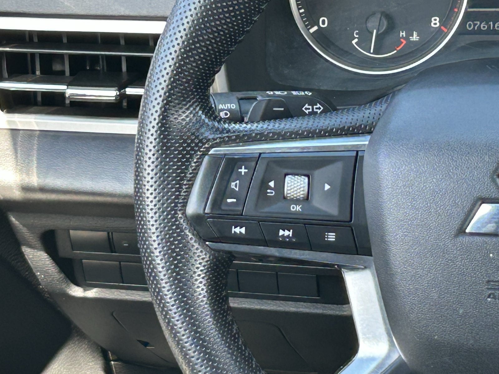 Used 2022 Mitsubishi Outlander SE FWD image 21