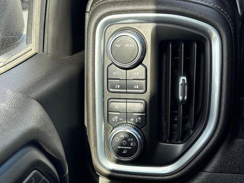 Used 2021 GMC Sierra 1500 Denali w/ Denali Ultimate Package AWD/4WD image 17