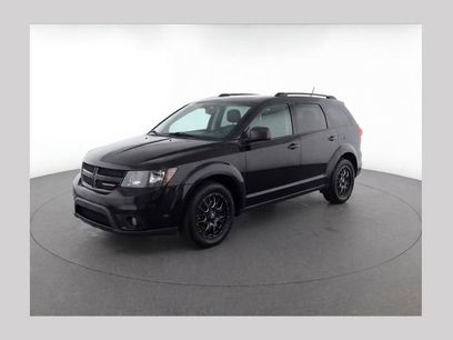 Used 2019 Dodge Journey SE w/ Blacktop Package