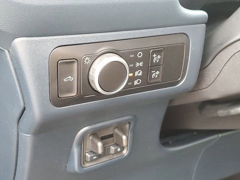 New 2025 Ford Maverick Lariat w/ Black Appearance Package image 10