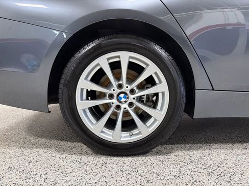 Used 2017 BMW 320i xDrive Sedan image 16