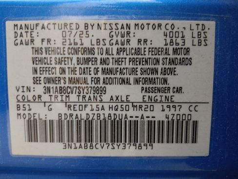 Used 2025 Nissan Sentra SV FWD image 33