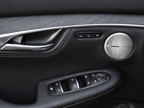 Used 2025 INFINITI QX55 Sensory image 29