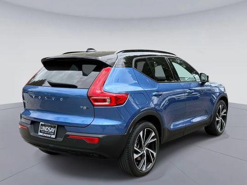 Used 2021 Volvo XC40 T5 R-Design w/ Advanced Package AWD/4WD image 10