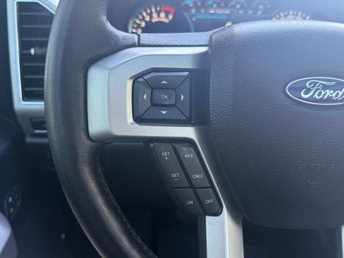 Used 2020 Ford F150 Lariat w/ Equipment Group 502A Luxury AWD/4WD image 29