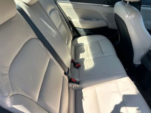 Used 2017 Hyundai Elantra SE w/ SE A/T Tech Package 03 FWD image 22