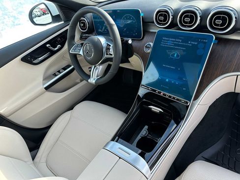 Used 2026 Mercedes-Benz C 300 4MATIC Sedan image 11
