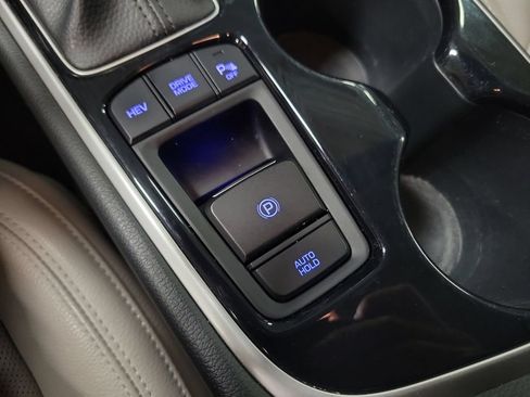 Used 2019 Hyundai Sonata Limited FWD image 20