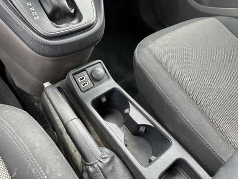 Used 2020 Ford Transit Connect XL FWD image 32