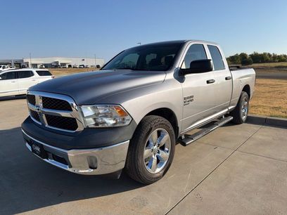 Used 2019 RAM 1500 Tradesman w/ Tradesman SXT Package