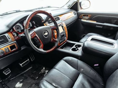 Used 2007 Chevrolet Avalanche LT RWD image 3