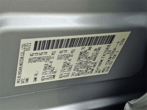 Used 2021 Nissan Rogue SV image 26