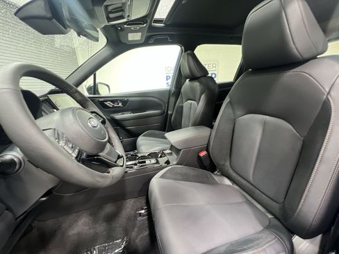 New 2026 Subaru Forester Touring AWD/4WD image 11