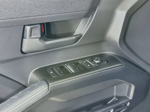 Certified 2025 Toyota 4Runner TRD Off-Road AWD/4WD image 20
