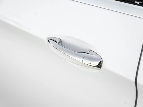 Used 2021 Mercedes-Benz C 300 Cabriolet image 40