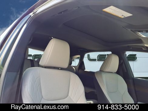 Certified 2023 Lexus RX 350 Premium w/ Accessory Package AWD/4WD image 22