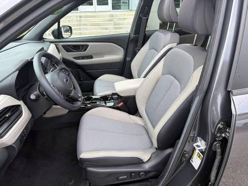 Used 2026 Subaru Forester Premium AWD/4WD image 13