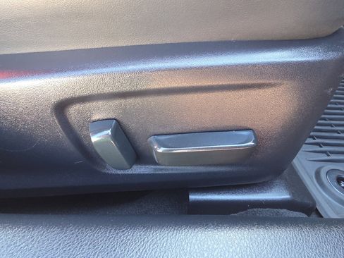 Used 2022 Lexus IS 300 w/ Premium Package image 30