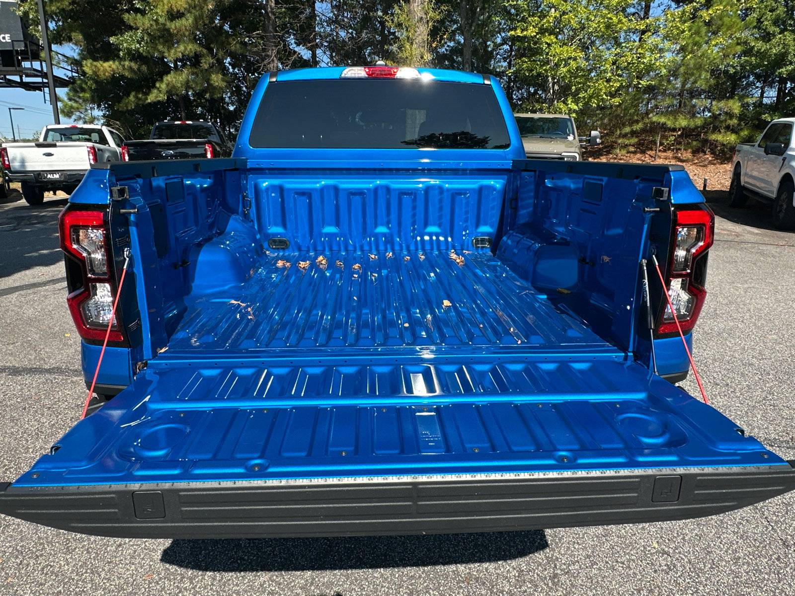 New 2026 Ford Ranger XLT w/ Black Appearance Package RWD image 19