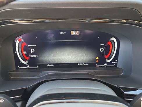 New 2026 Nissan Pathfinder Platinum AWD/4WD image 26