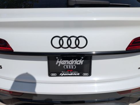 Used 2023 Audi Q5 2.0T Premium Plus w/ Premium Plus Package AWD/4WD image 39